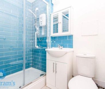 2 bedroom house share to rent - Photo 3