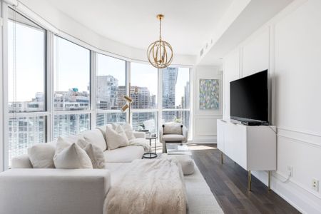 For Lease - 88 Cumberland Street Unit# 1902, Toronto, Ontario - Photo 2