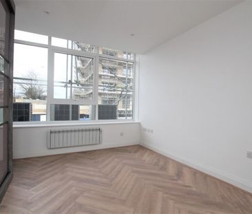 Bains Apartments, High Road, Ilford, Essex IG3 - Photo 4