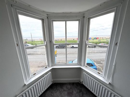 3 bedroom apartment to rent - Photo 1