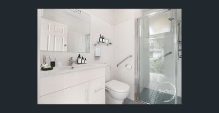 PRIVATE VILLAGE UNIT FOR ELDERLY RESIDENT - Photo 5