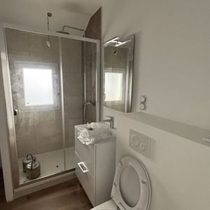 Location Appartement P2 rénové(e) Vonnas - Photo 2