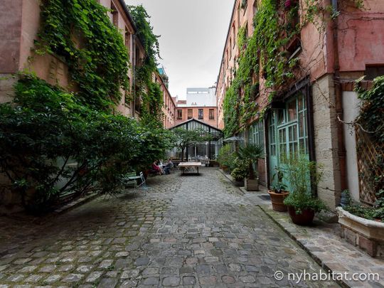 Logement à Paris, Location meublée - Photo 1