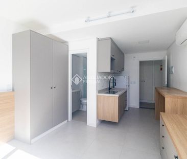 Apartamento com 1 quarto e 23m² para alugar em Independência, Porto... - Photo 1