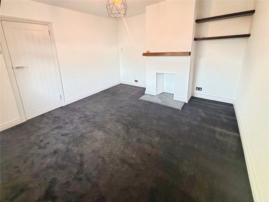 Blagrove Crescent, - Photo 1