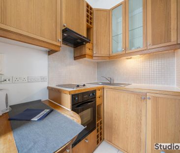 Flat 01 Finchley Road, Hampstead NW3 7AJ - Photo 6