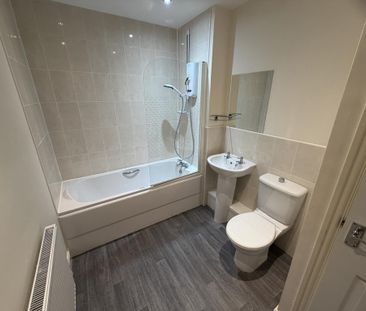 2 bedroom apartment to rent - Photo 3