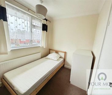 5 bedroom detached house to rent - Photo 3