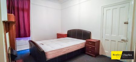 1 Bedroom House-Share For Rent - Photo 3