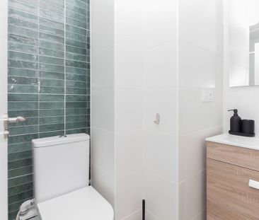 Carrer de la Font Roja, Valencia, Valencian Community 46007 - Photo 5