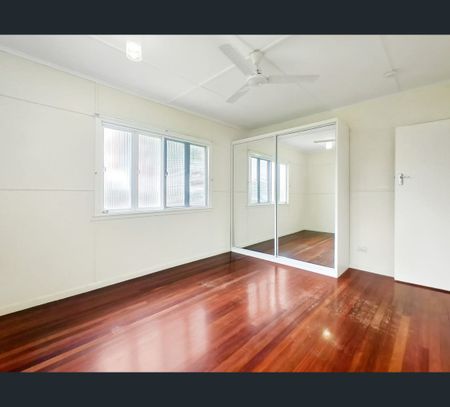 3 Headrick Street, Wandal, Qld 4700 - Photo 4