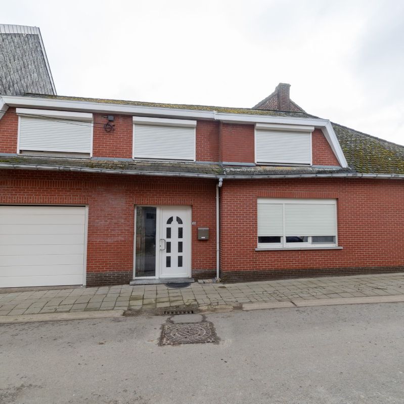 Ruime halfopen bebouwing met 2 slaapkamers - Photo 1