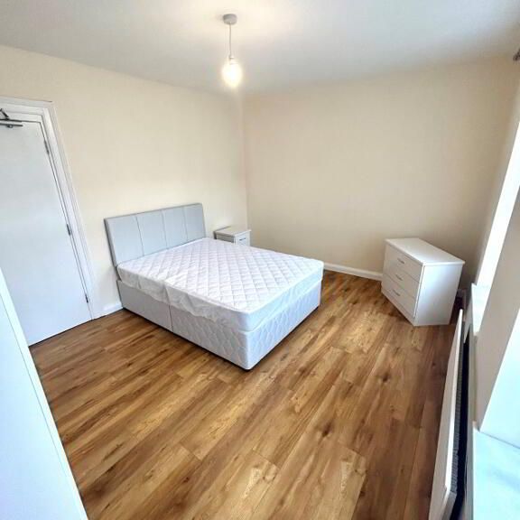 15 Rosemount Avenue, **student Property**, Derry, BT48 0HQ - Photo 1