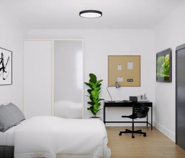 7 En-Suite Bedrooms - Photo 3