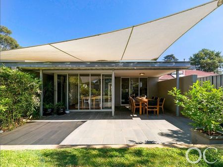 Open the Door to Architectural Brilliance - Photo 2