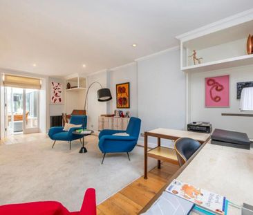 A grand detached residence on prestigious Hamilton Terrace with a beautiful extensive rear garden. - Photo 4