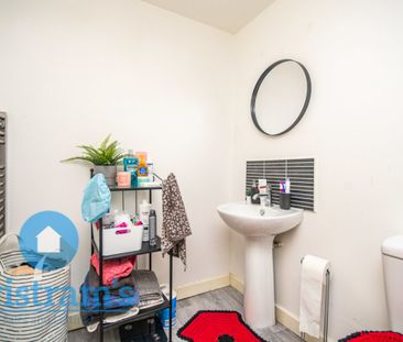 1 bed Apartment for Rent - Photo 6