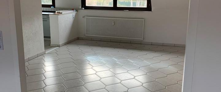 Dachgeschoss Wohnung - Foto 1