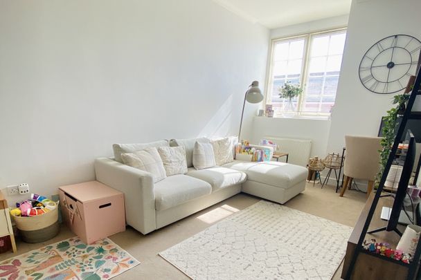 Beningfield Drive, St. Albans, London Colney - Photo 1