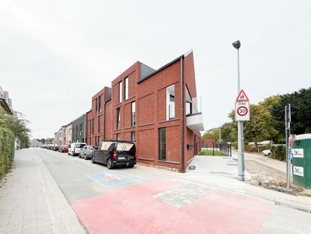 Appartement te huur - Photo 3