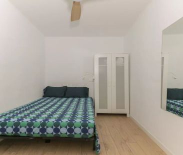 3-bedroom apartment for rent in Benimaclet - Photo 2