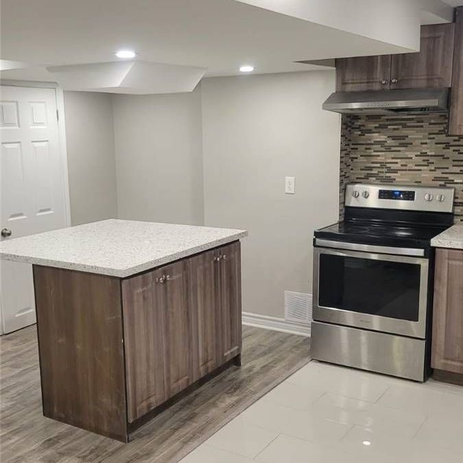 For Lease - 10 Templeton Court Unit# Bsmt, Brampton, Ontario - Photo 1