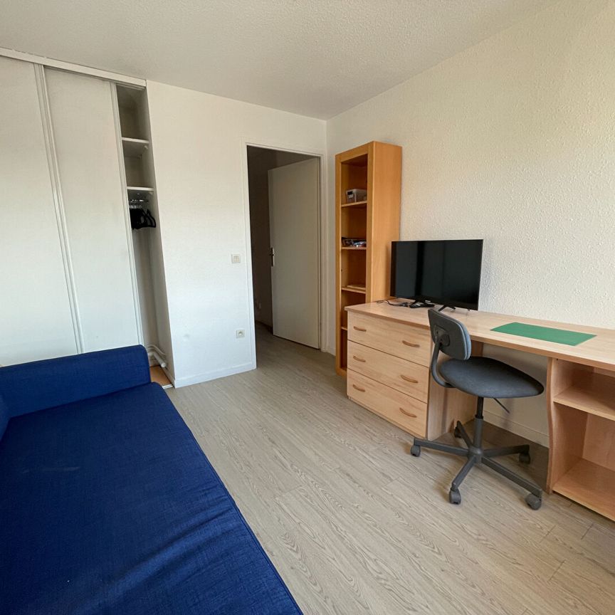Appartement Courbevoie 1 pièce(s) 18 m2 - Photo 1