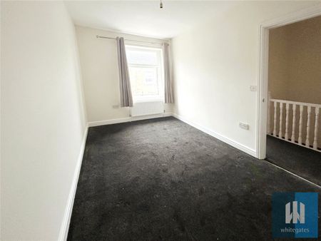 New Hey Road, Oakes, Huddersfield, HD3 - Photo 4