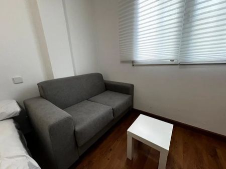 Avenida del Manzanares, Madrid, Community of Madrid 28011 - Photo 5