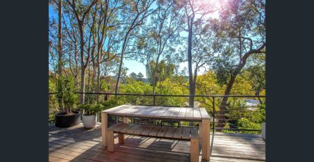 Idyllic Sanctuary With Pittwater Views - Photo 2