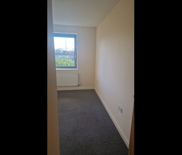 2 Bed Flat, Wyck Beck Road, BS10 - Photo 1