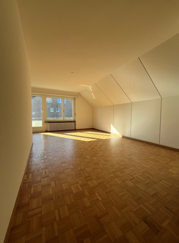 Helle 4.5-Zimmer-Wohnung mit Balkon und schöner Aussicht in Köniz - Photo 3