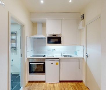 Studio to rent - Photo 4