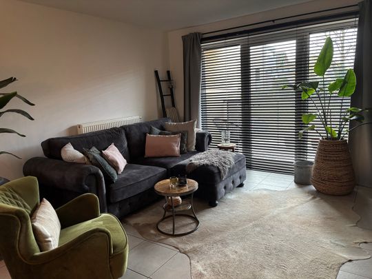 Energiezuinig appartement met 2 slk- en 2 terrassen te Maasmechelen! - Photo 1