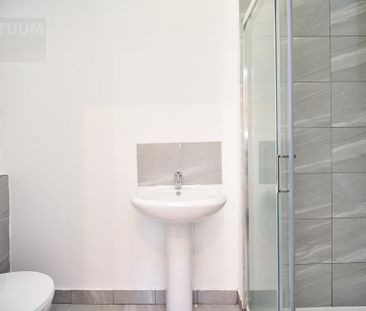 3 bedroom flat to rent - Photo 5