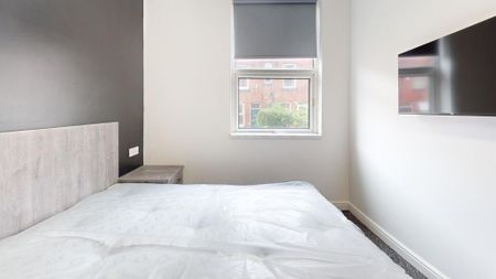 5 bedroom terraced house to rent - Photo 5