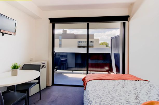 484 Elgar Road, Melbourne - Photo 1