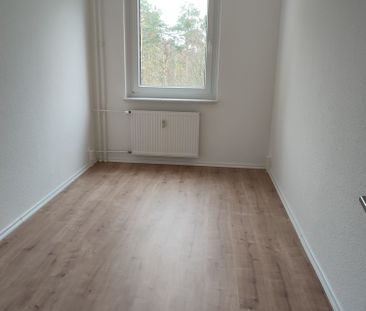 Ihre neue Adresse! Schöne 3 Raumwohnung mit Balkon! - Foto 1