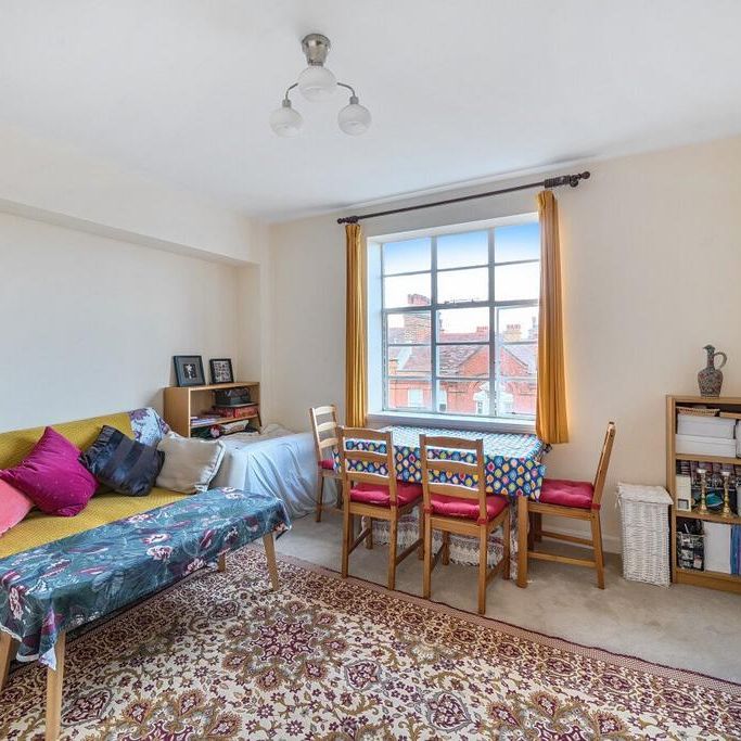 1 bedroom flat to rent - Photo 1