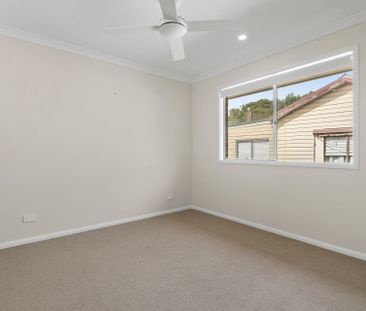 Beautiful Family Home - Photo 6