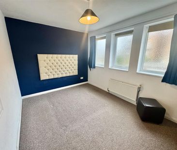 2 Holbeck Hill, Scarborough - Photo 4