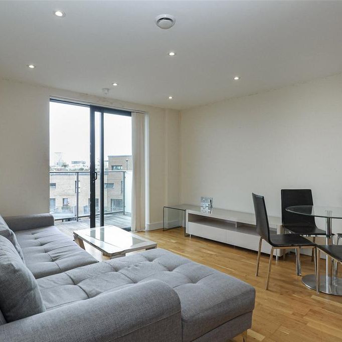 1 bedroom apartment to rent - Photo 1