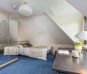 6 bedroom house to rent - Photo 3