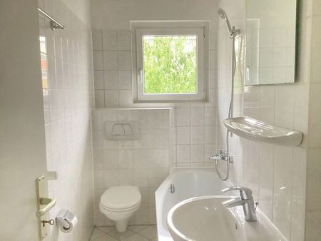 Frisch renoviert: WG-geeignete 3-Zimmer-Wohnung mit Balkon! - Foto 4