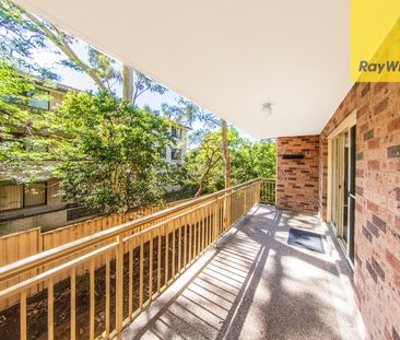 Bright, Stylish and an Exceptionally Located Apartment - Photo 4