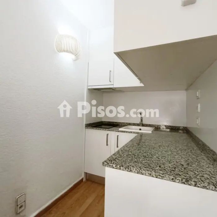 Piso en alquiler en Sant Francesc - Photo 1