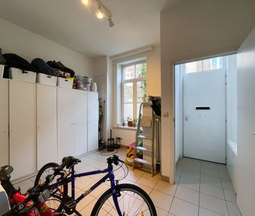 Gerenoveerde bemeubelde 2-slaapkamerwoning te huur in Gent - Photo 5