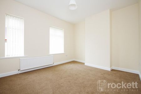 2 bed Semi Detached House to rent in West View, Wolstanton, ST5 - Photo 2