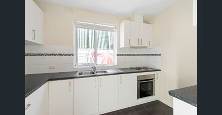 SPOTLESS, SPACIOUS & RENOVATED!! - Photo 4