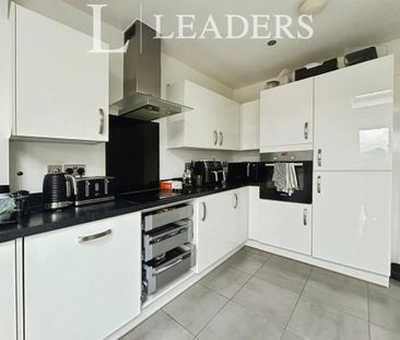 House share to rent - Photo 4